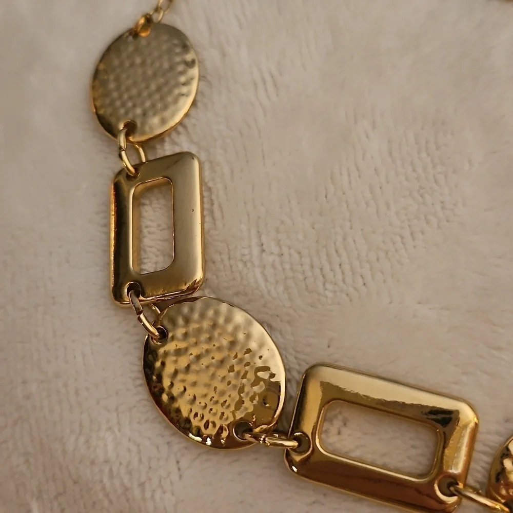Vtg LIZ CLAIBORNE Geometric Gold-Tone Necklace